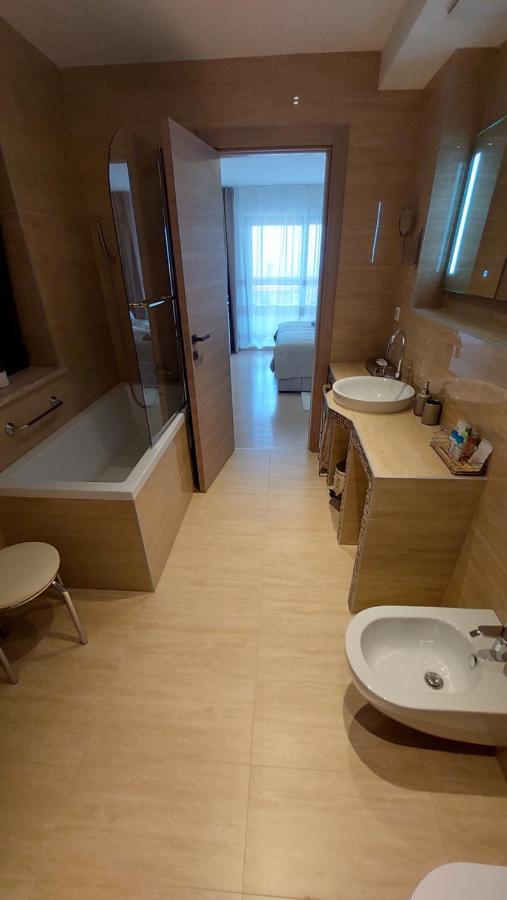 Apartment Leona, Opatija Buitenkant foto